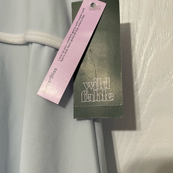 Dress. Athletic wear. - Picture 4 of 4